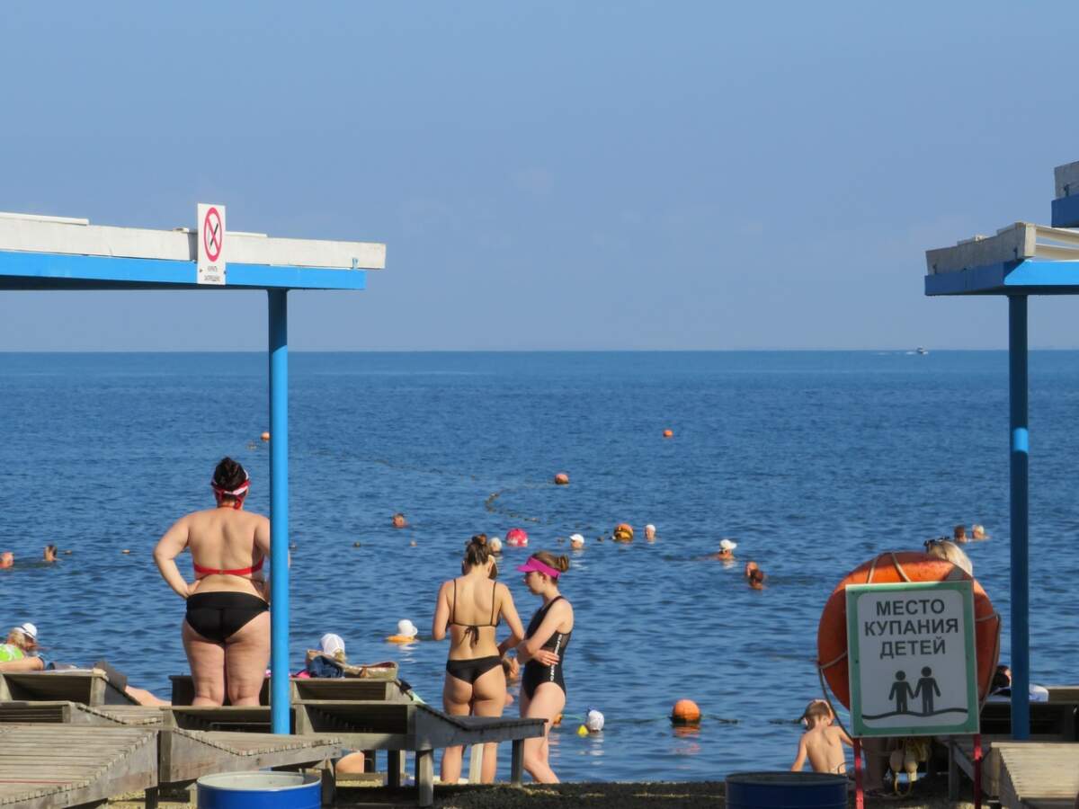 Тревога в анапе сейчас. Анапа в августе. Море в Анапе сейчас. Анапа пляж сейчас. Пляжи Анапы сегодня.