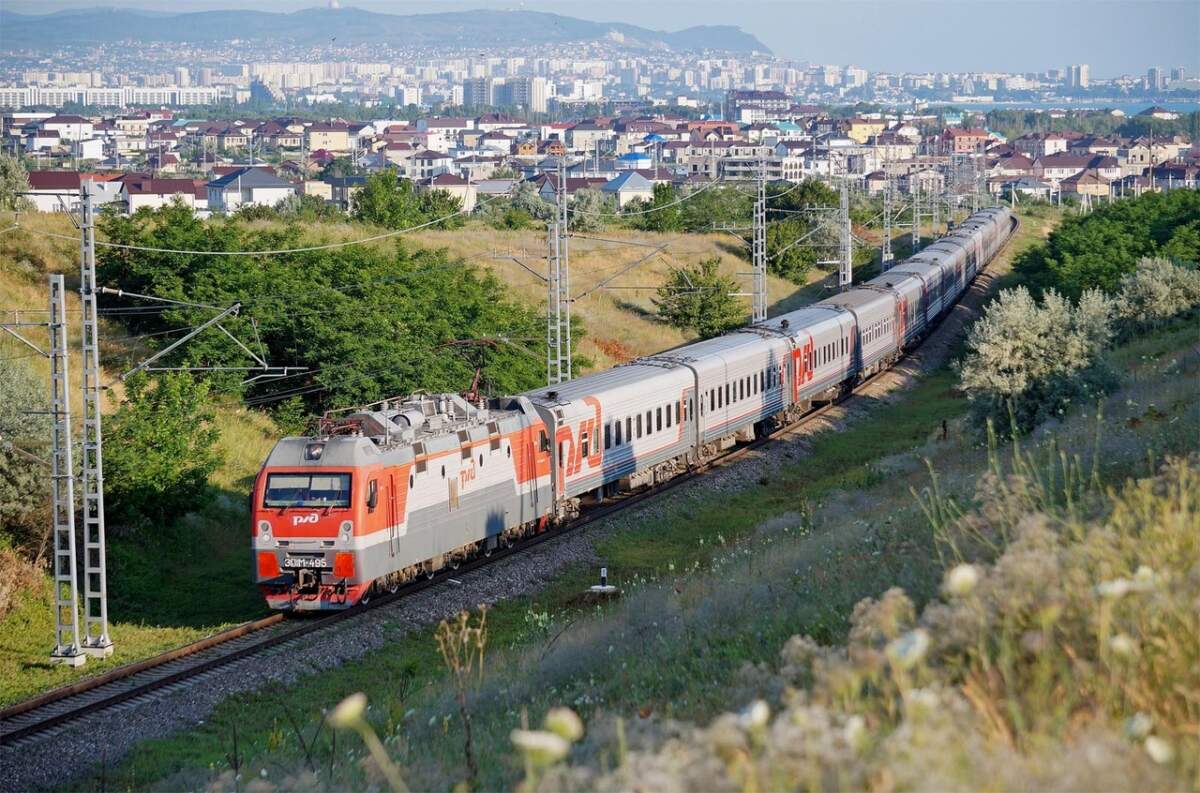 Будут ли поезда в анапу летом 2024. Электровозы. Станция Анапа. Станции поезда Краснодар Сочи. Поезд Бугуруслан Анапа.